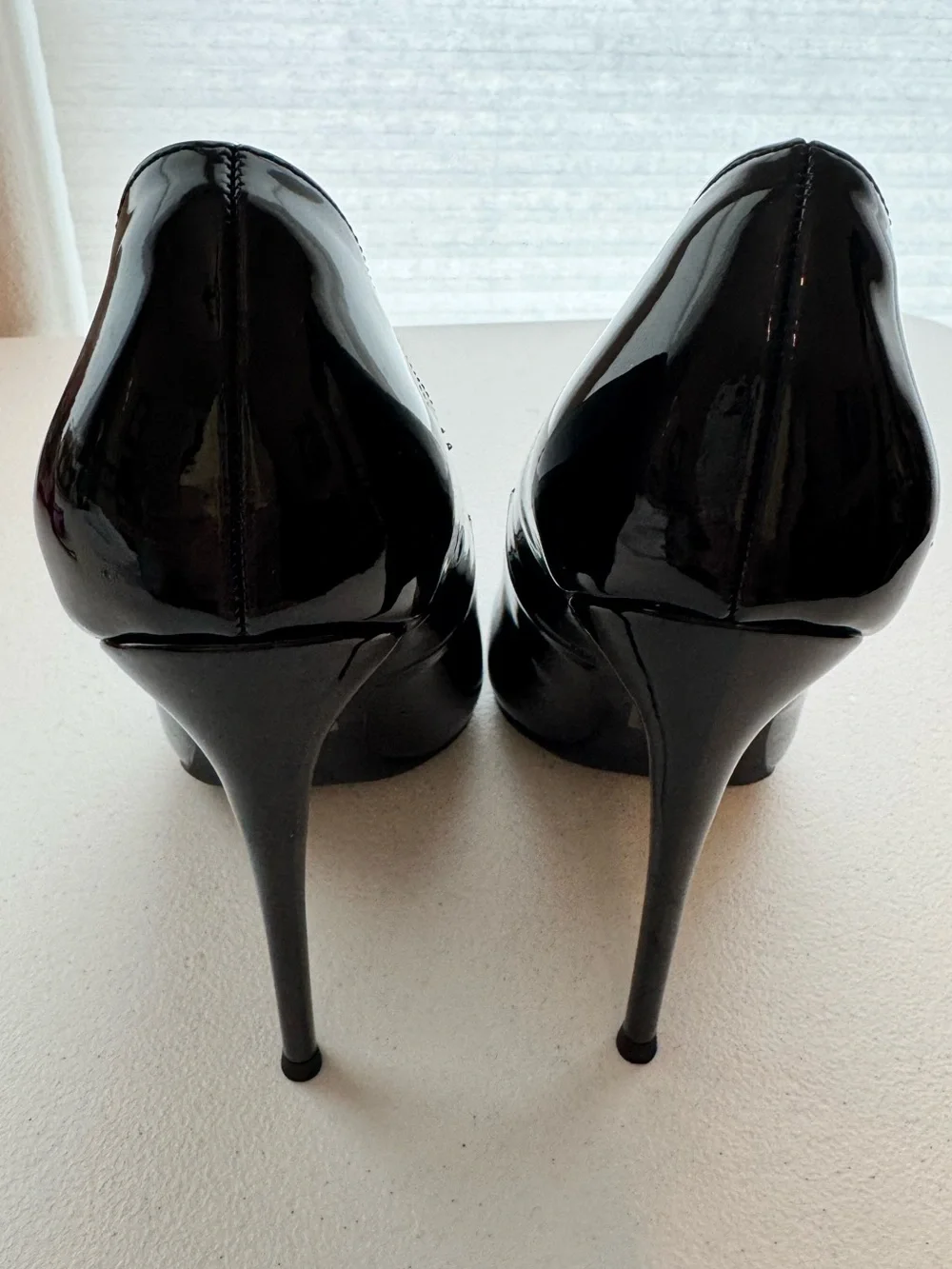 Black Patent Leather Look Stiletto Heels Women’s Size 7 Pointed Toe Pumps